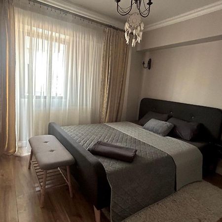 Georgiana'S Central Apartment Μπουζάου Εξωτερικό φωτογραφία